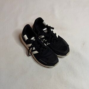 Adidas Retrorun Black Women Sneakers